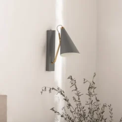 Outlet Klast Home Lawa